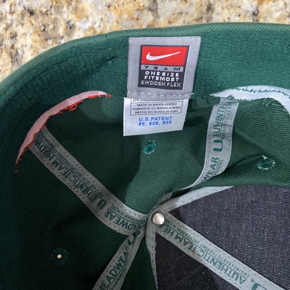 Miami Hurricanes hat - Picture 7 of 7